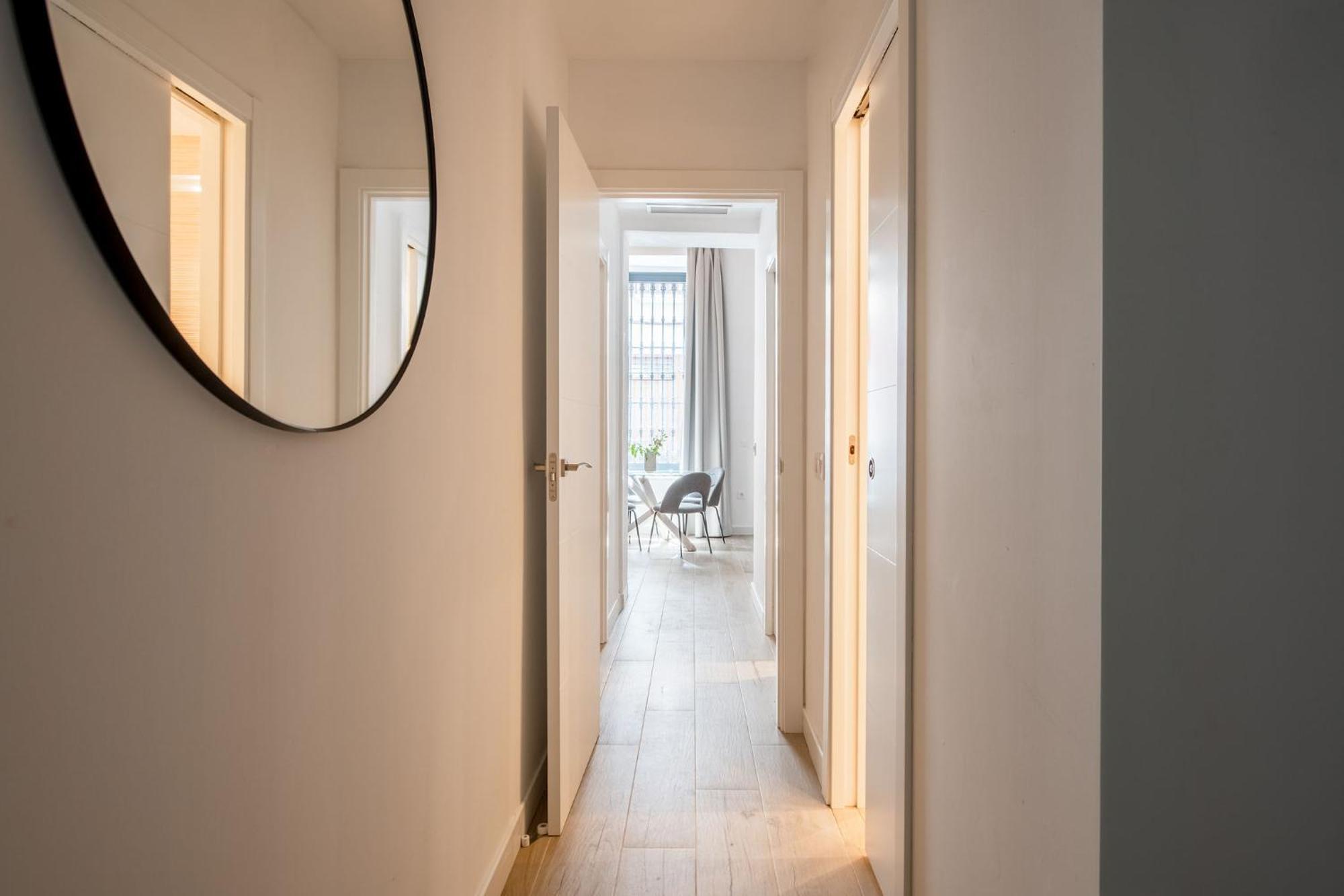 Santa Ana 18 Suite Apartments Севилья Экстерьер фото